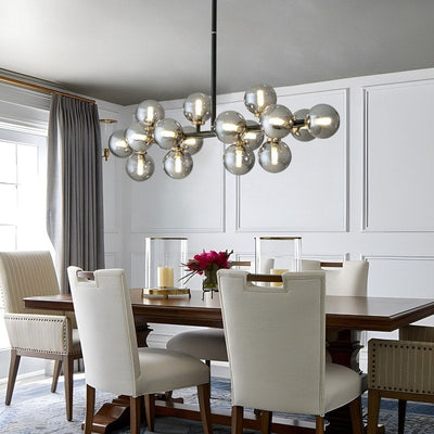 Lustre linéaire moderne du milieu du siècle de 40 po, suspension Spoutnik à 16 ampoules en laiton doré avec globe en verre dépoli pour salle à manger