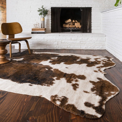 Tapis en fausse peau de vache Yosemite d'Alexander Home
