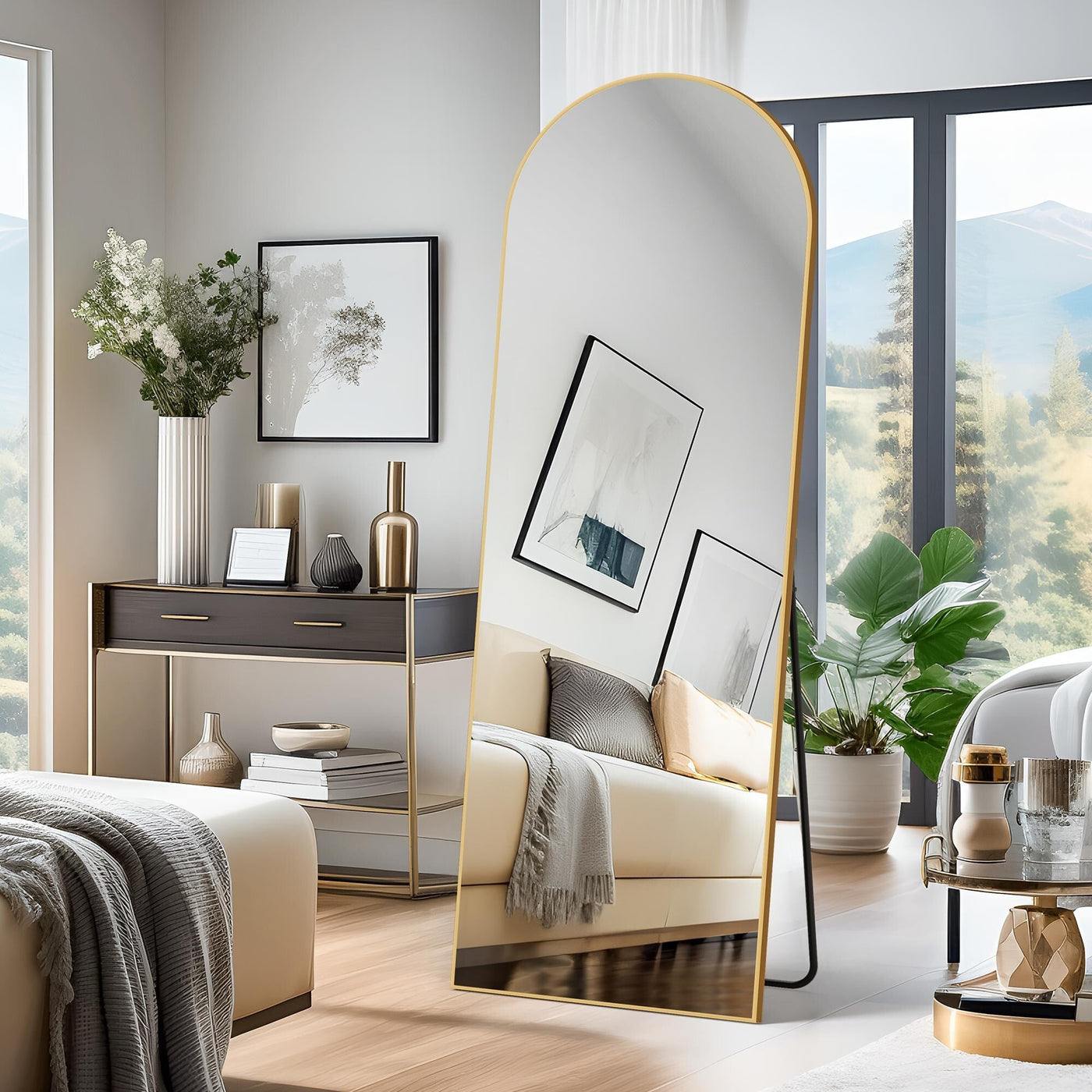 Miroir mural sur pied arqué Dovelina