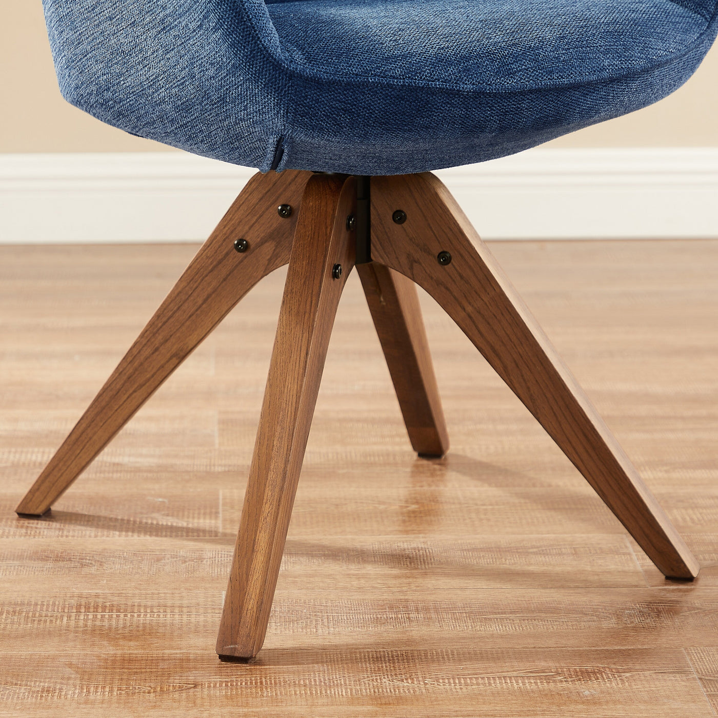 Fauteuil d'appoint pivotant Art Leon pour bureau moderne avec pieds en bois