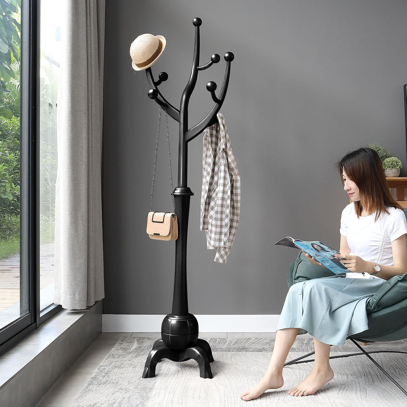 Porte-manteau autoportant en bois d'hévéa avec 8 crochets - 24,5 L x 70,87 H