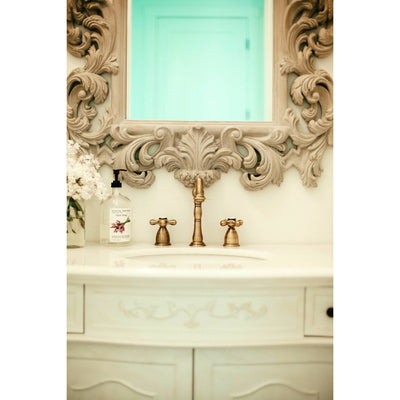 Robinet de salle de bain à large entraxe Heritage de 8 po