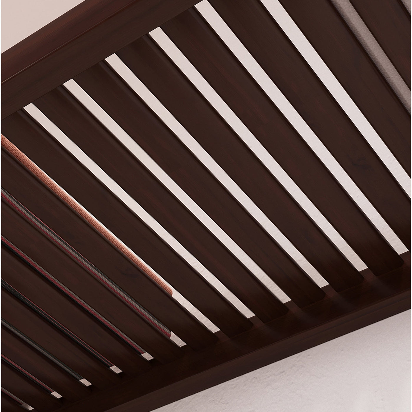 Système de placard intégré Simplicity en bois massif de John Louis Home, expresso