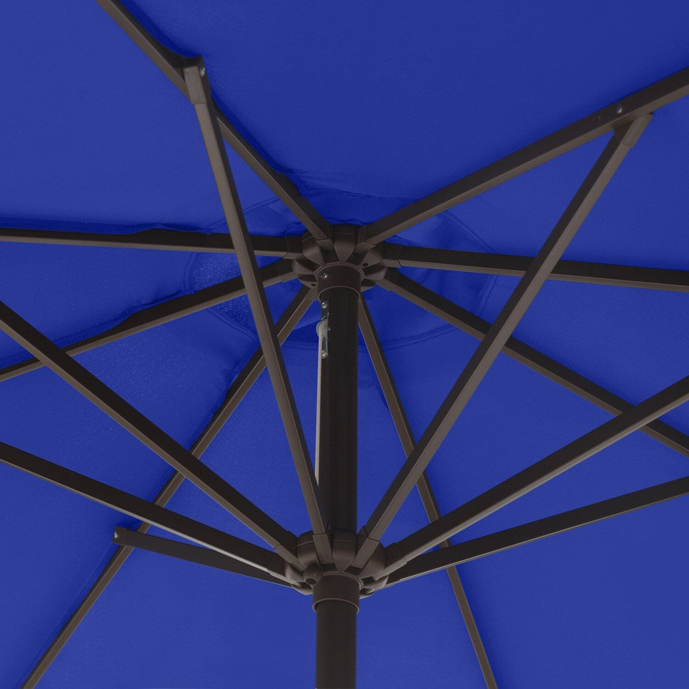 Parasol de patio Lopes de 9 pieds avec base en finition bronze et support de poids inclus