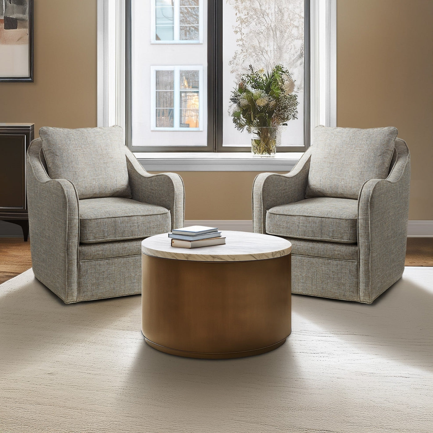 Fauteuil pivotant incurvé rembourré Madison Park Betty