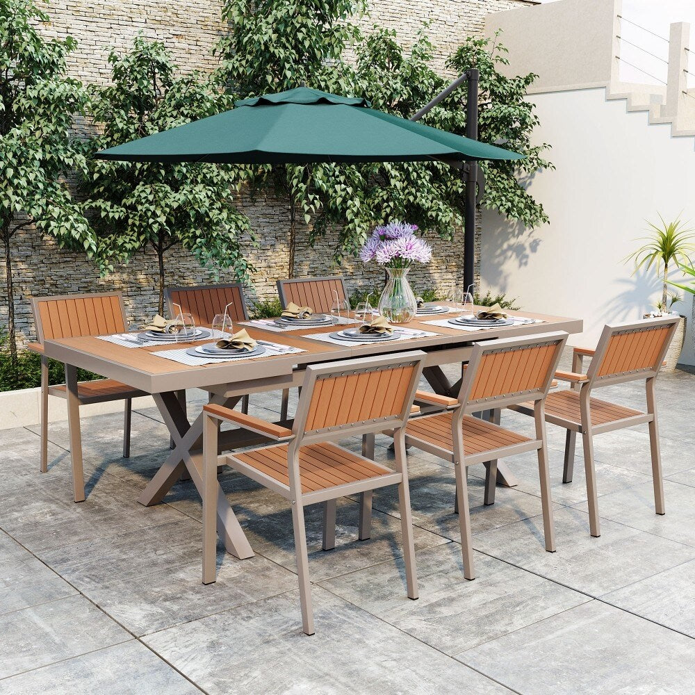 Ensemble de salle à manger d'extérieur moderne de 7 pièces avec six chaises et une table extensible pour patio