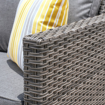 Ensemble de 5 sièges de jardin à dossier haut en osier OVIOS