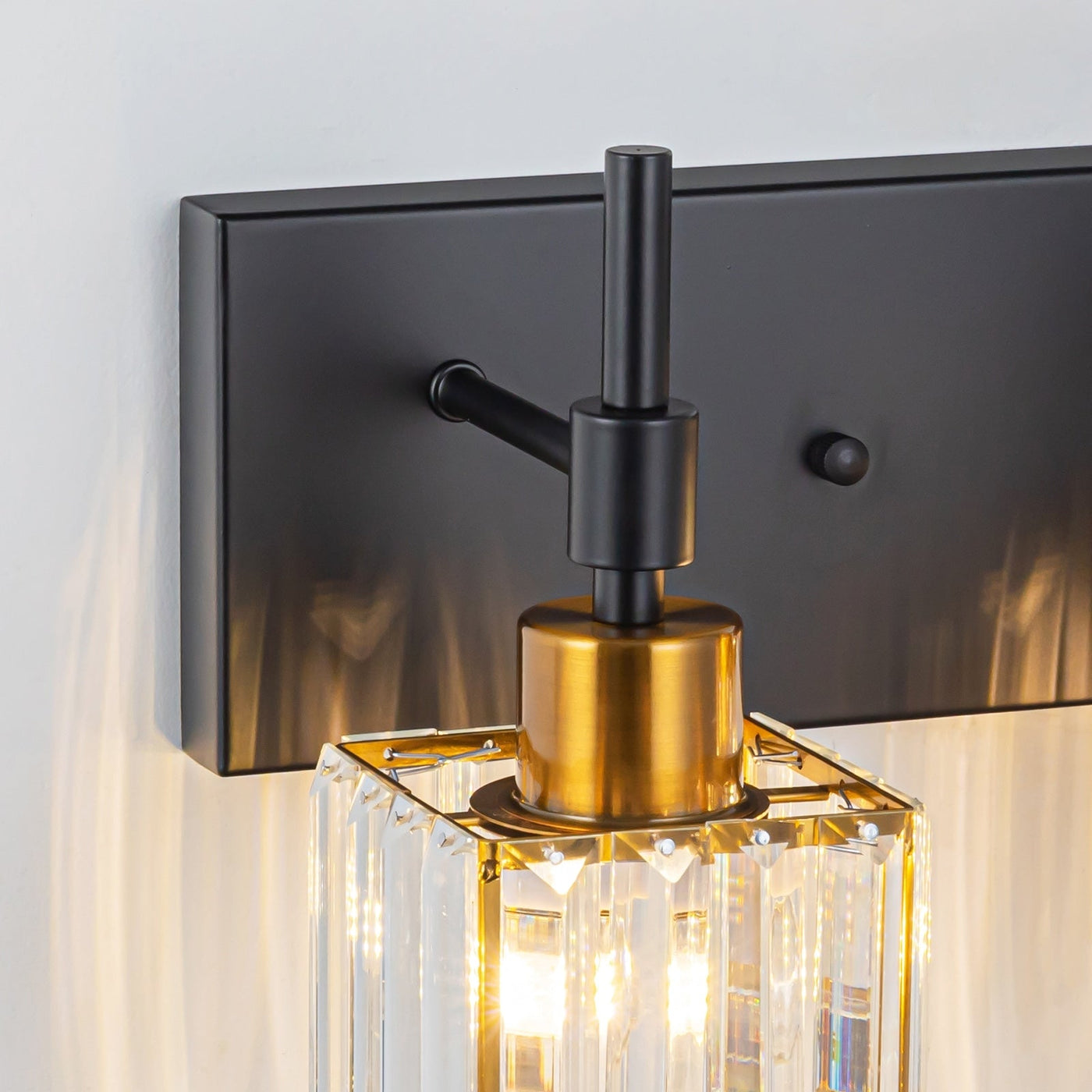 Luminaires de salle de bain en cristal à intensité variable Ora Modern sur miroir Glam Vanity Lights