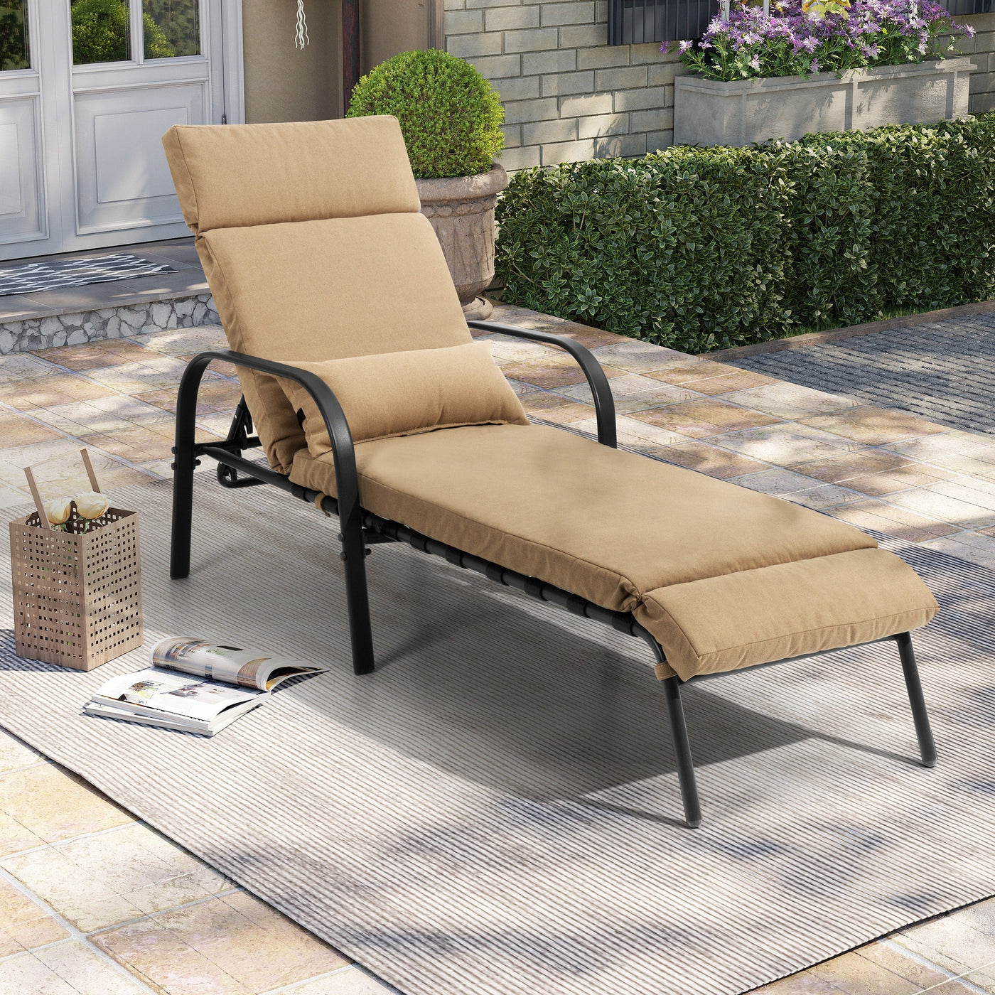 Chaise longue d'extérieur réglable avec coussin pour la plage et la piscine
