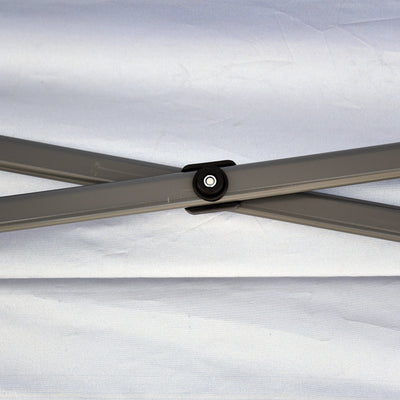 Auvent pop-up robuste Outsunny avec cadre robuste, toit anti-UV et sac de transport pour terrasse, jardin, plage et arrière-cour