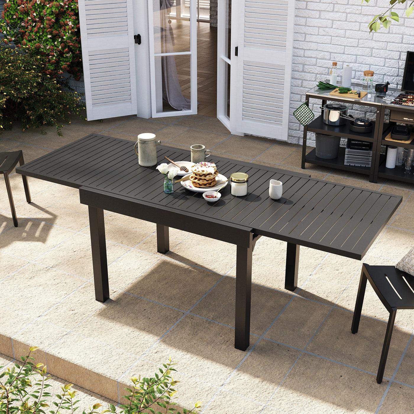 Ensemble de salle à manger d'extérieur en aluminium Pellebant 5/7/9 pièces avec table extensible et chaises empilables