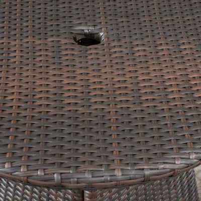 Ensemble bistrot d'extérieur Peterson 3 pièces en osier avec coussins par Christopher Knight Home