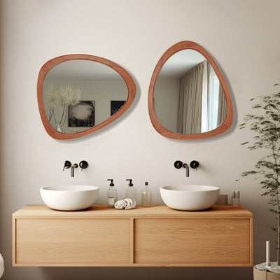 Miroir mural asymétrique en forme de pavé avec cadre en pin